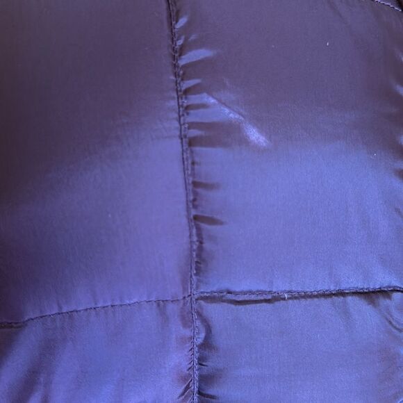 Eddie Bauer ~ Plum Goose Down Puffer Vest ~ Size Small ~ interior zipped pocket - Picture 13 of 13